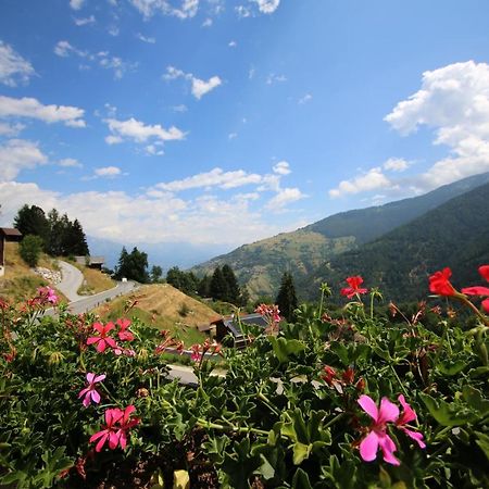Bed and Breakfast Bleusydyllique Нанда Екстер'єр фото